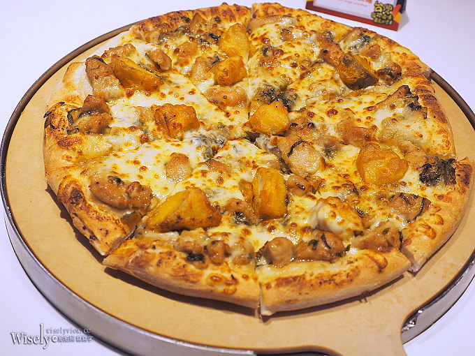 《PIZZA HUT。必勝客歡樂吧台灣季》台味與美式的美妙相遇，與姐妹淘享用豐盛的比薩之旅