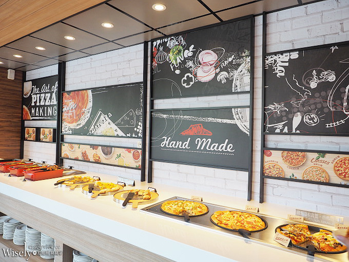《PIZZA HUT。必勝客歡樂吧台灣季》台味與美式的美妙相遇，與姐妹淘享用豐盛的比薩之旅