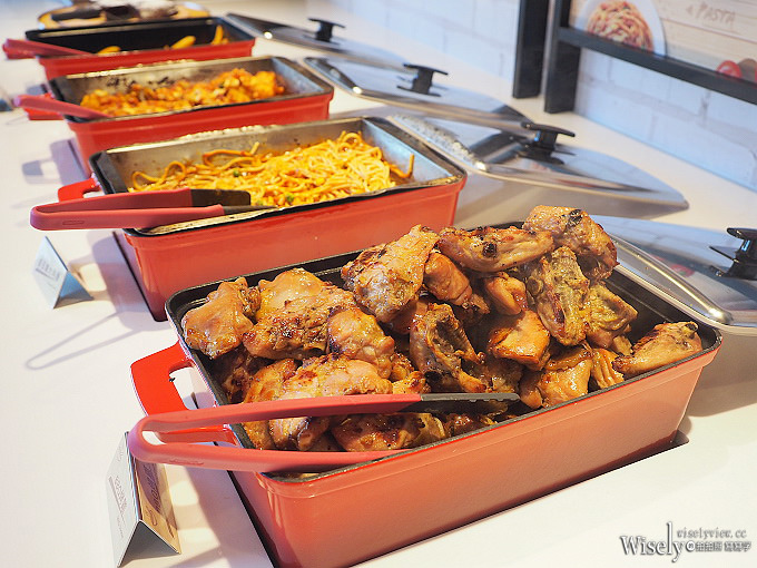 《PIZZA HUT。必勝客歡樂吧台灣季》台味與美式的美妙相遇，與姐妹淘享用豐盛的比薩之旅