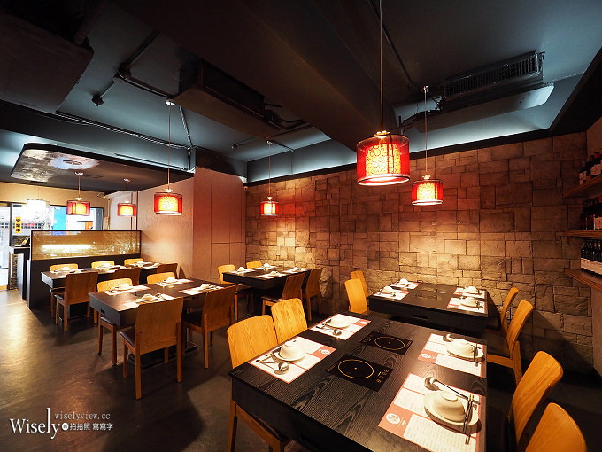 《台北大安。捷運忠孝敦化站》清麻辣：可單人獨享頂級A5日本和牛的麻辣鴛鴦火鍋