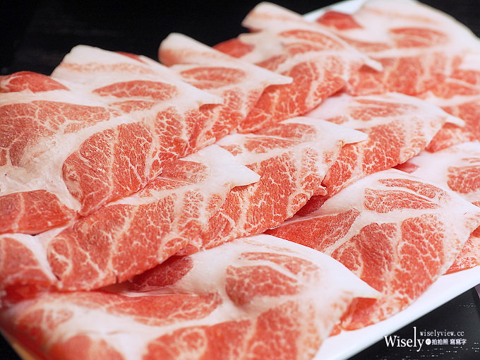 《台北大安。捷運忠孝敦化站》清麻辣：可單人獨享頂級A5日本和牛的麻辣鴛鴦火鍋