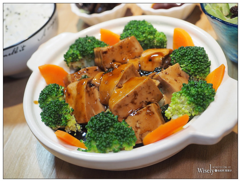 《已歇業》Naked Veggie Life 祼純 蔬食生活：健康營養美味素食料理與早午餐