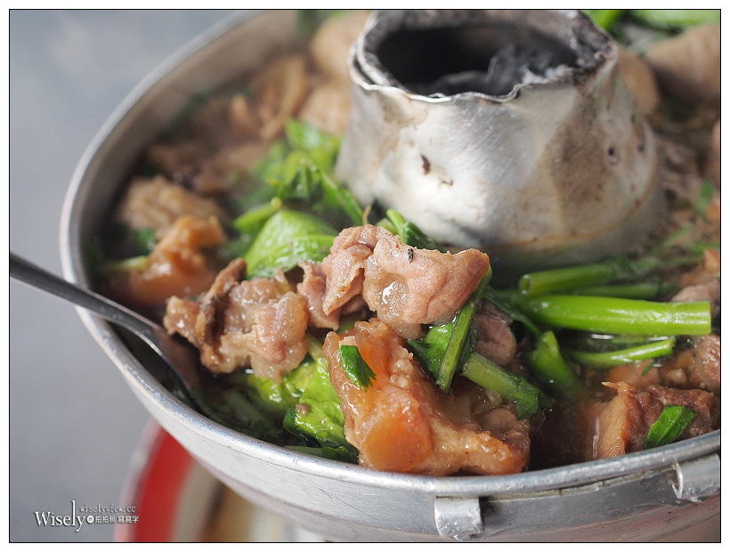 《泰國行程懶人包。泰國七天六夜。新手自助行》交通、景點、美食、購物、住宿＠完全攻略