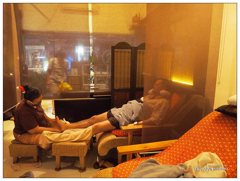 《泰國行程懶人包。泰國七天六夜。新手自助行》交通、景點、美食、購物、住宿＠完全攻略