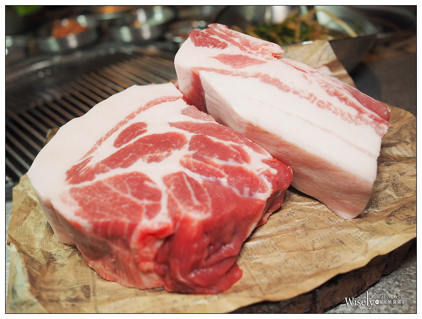 《濟州美食。三兄弟烤肉》GD權志龍推薦，YG娛樂小鎮美味濟州黑豚燒肉