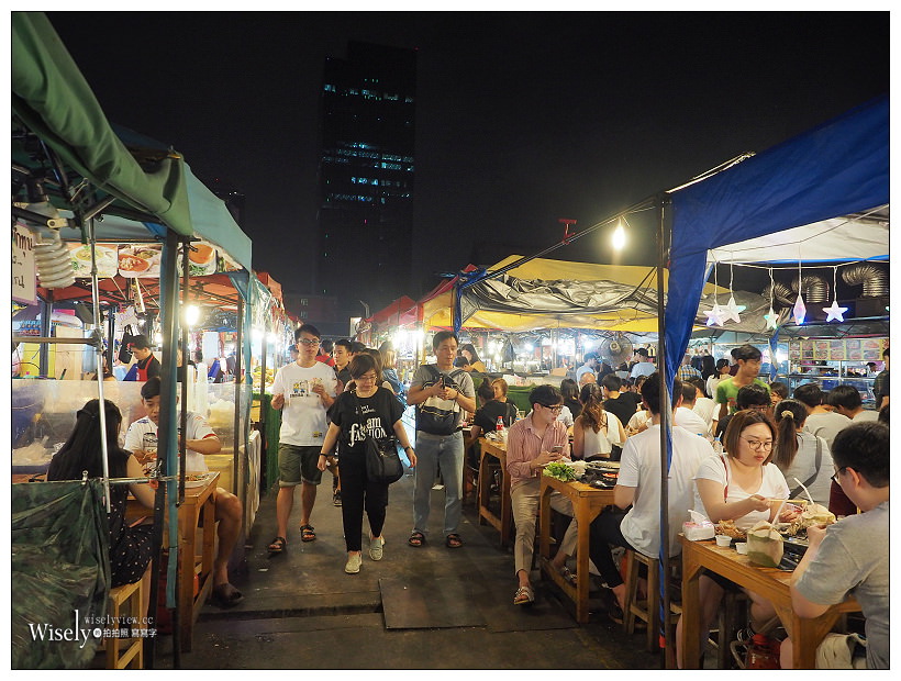 《曼谷景點。拉差達火車夜市》交通方便地鐵可達，平價餐飲購物～隱藏版景色推薦