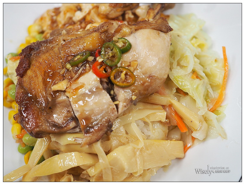竹林麵店.竹林麵飯館︱在地老字號黑白切︱捷運頂溪站 竹林麵店.竹林麵飯館︱在地老字號黑白切︱捷運頂溪站