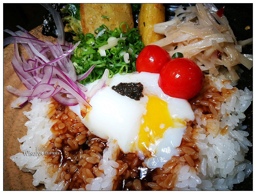 《台北大安。捷運忠孝敦化站》漂丿燒肉食堂：霸氣黑豚戰斧丼&安格斯無骨牛小排丼