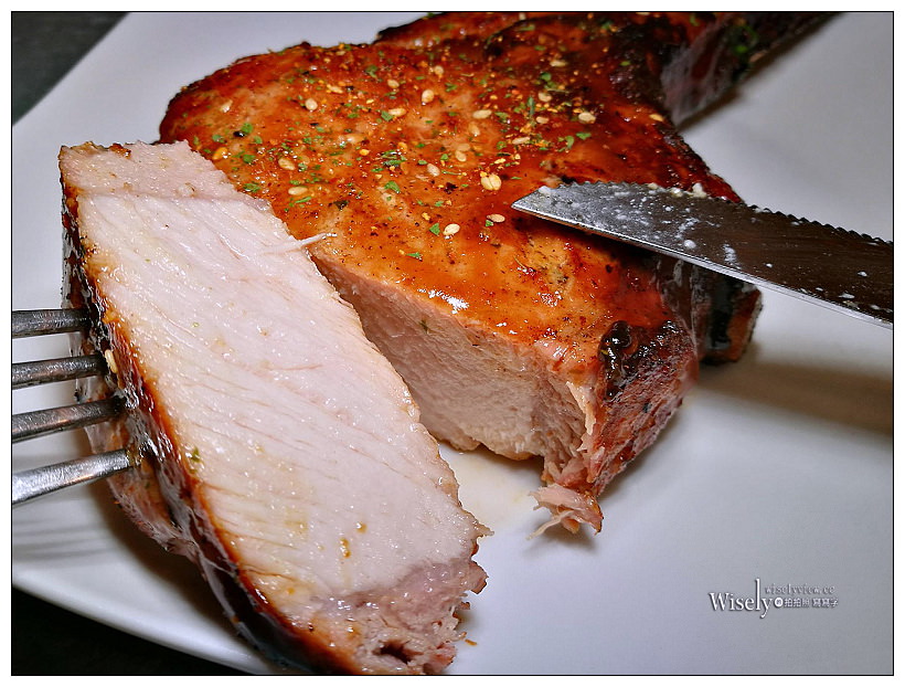 《台北大安。捷運忠孝敦化站》漂丿燒肉食堂：霸氣黑豚戰斧丼&安格斯無骨牛小排丼