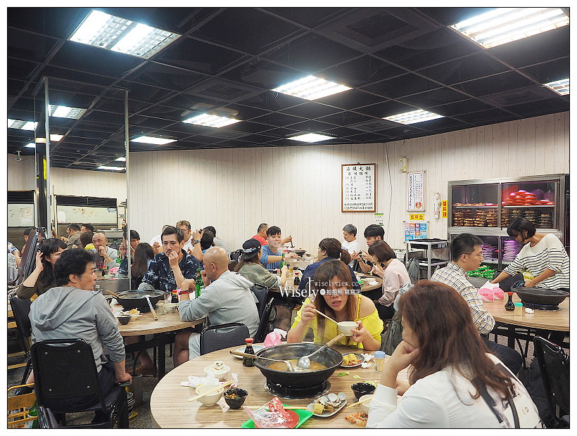台北萬華。雅香石頭火鍋-西門總店︱在地40年超高CP值的美味正餐宵夜