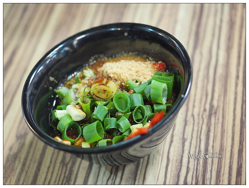 台北萬華。雅香石頭火鍋-西門總店︱在地40年超高CP值的美味正餐宵夜