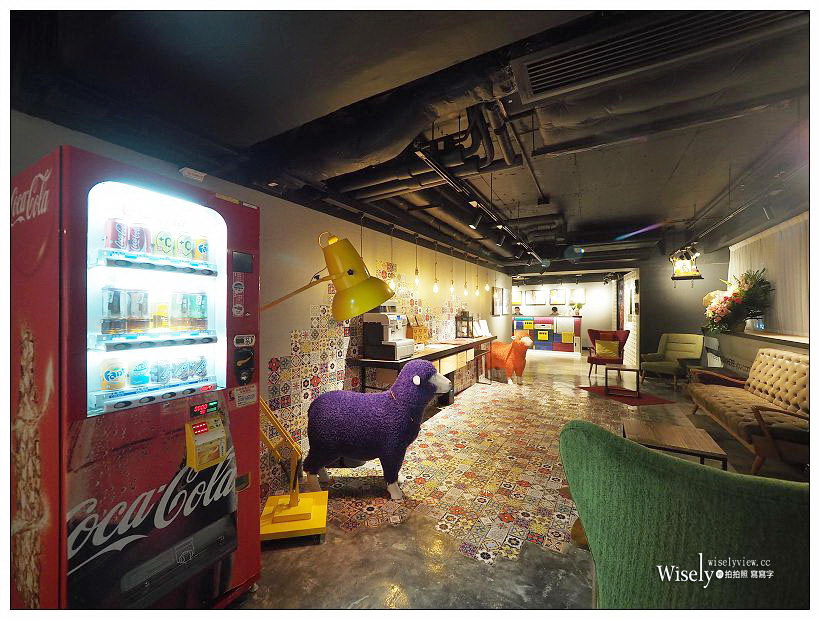 《香港尖沙咀住宿推薦》瑞生尖沙咀酒店 attitude on granville：復古仿舊花磚與往昔香港壁畫