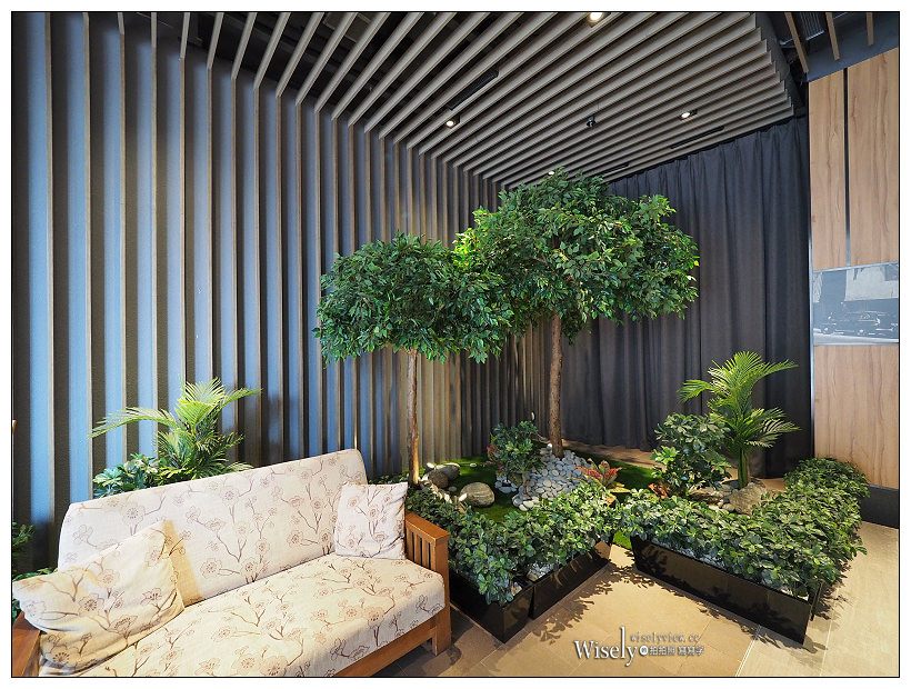 《香港九龍住宿推薦》朗逸酒店 Largos Hote：鬧中取靜簡約環境，平價近地鐵站