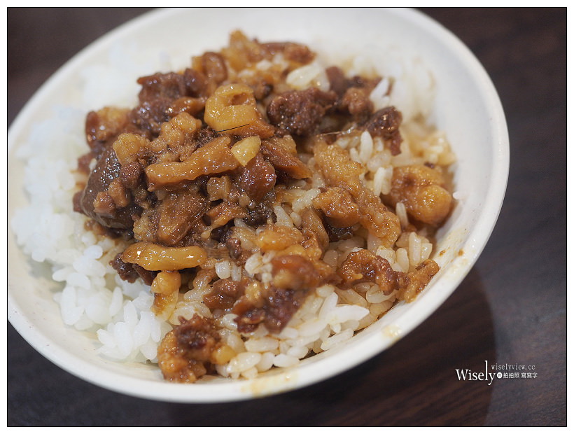 台北萬華。南機場夜市︱原滷食堂 & 好記陽春麵：銅板價可口的台式小吃