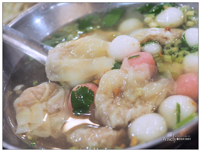 台北萬華。南機場夜市︱原滷食堂 & 好記陽春麵：銅板價可口的台式小吃