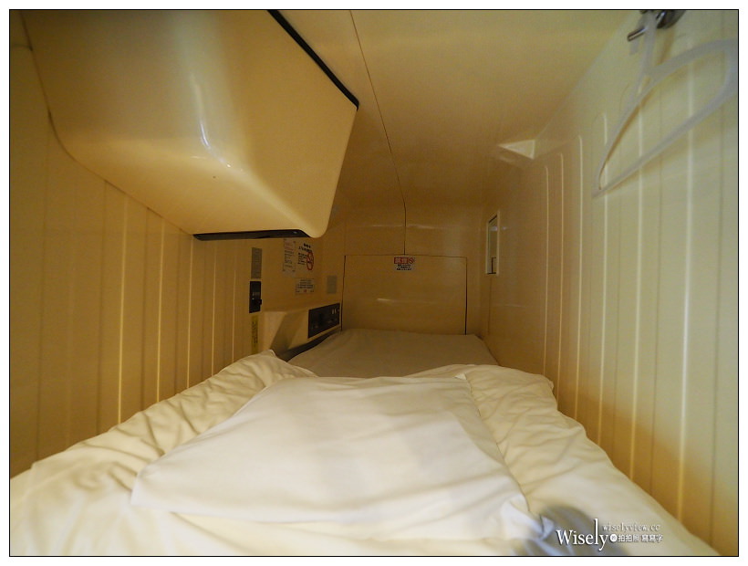 東京新宿。歌舞伎町︱Booth Net Cafe & Capsule（伯斯奈特咖啡廳及膠囊旅館）：漫畫網咖千元住宿，交通便利購物方便，男女分樓且24小時營業