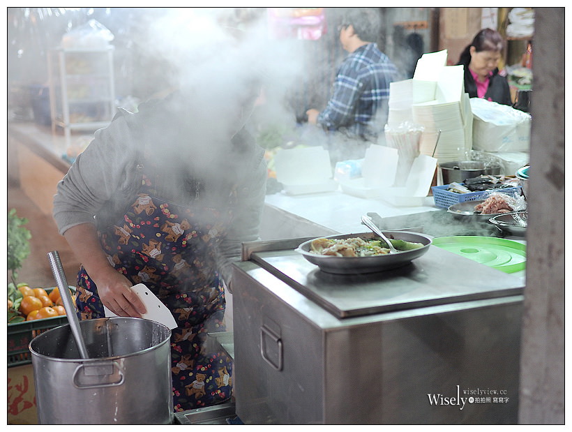 新北新店。建國市場美食︱正宗廣東腸粉：純米現磨50元起，推薦蝦仁口味