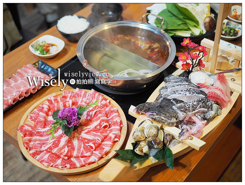 台北文山。捷運景美站︱濟鴻火鍋:主打活海鮮食材湯頭一般,近景美夜市愛買 台北文山。捷運景美站︱濟鴻火鍋:主打活海鮮食材湯頭一般,近景美夜市愛買