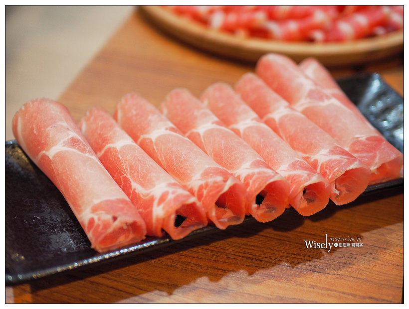 台北文山。捷運景美站︱濟鴻火鍋:主打活海鮮食材湯頭一般,近景美夜市愛買 台北文山。捷運景美站︱濟鴻火鍋:主打活海鮮食材湯頭一般,近景美夜市愛買