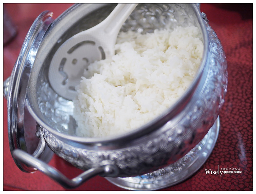 新北中和。捷運景安站︱泰旺 穆斯林泰式餐廳：超厚月亮蝦餅，套餐價實惠