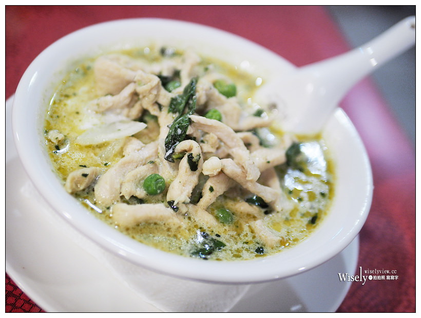 新北中和。捷運景安站︱泰旺 穆斯林泰式餐廳：超厚月亮蝦餅，套餐價實惠