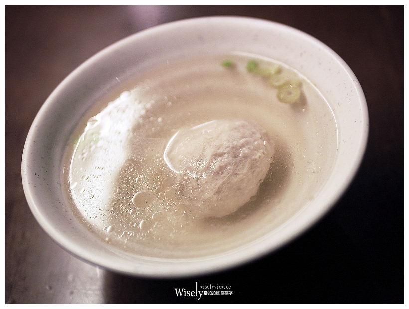 台北中山。捷運雙連站︱名家魯肉飯：滷肉飯道地份量少，鄰近林森北路一帶