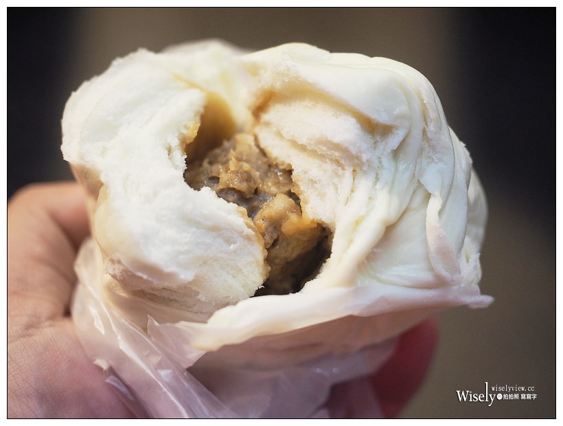 新北永和。民享街黃昏市場︱大勇街甜不辣＋臭豆腐＋香菇肉羹、嚐鮮香料炸雞店、阿財肉包、碳烤地瓜