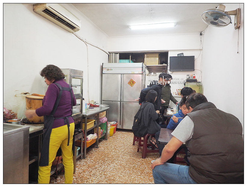 台北大同。捷運圓山站︱重慶豆漿炸蛋餅：食尚玩家推薦排隊美食，大龍峒早餐