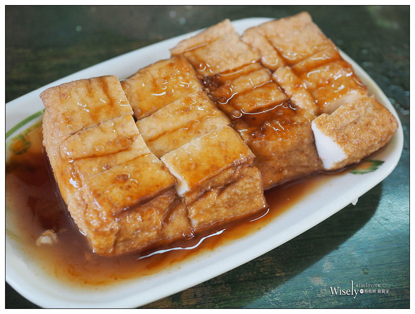 台北信義。捷運台北101/世貿站︱阿芬小吃：光復市場裡黑白切、米粉湯&碗粿