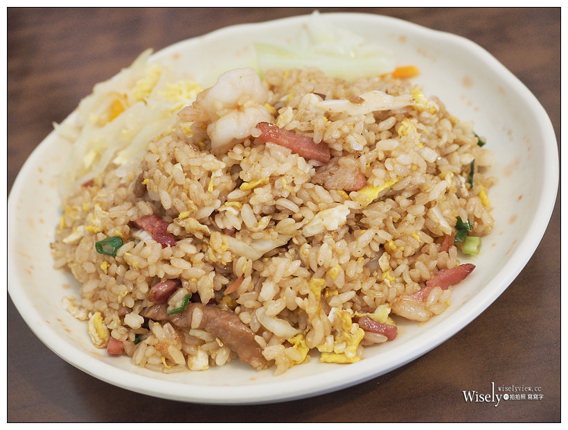 台北大同。捷運圓山站︱阿仁炒飯：大龍峒保安宮巷弄熱炒平價美食小吃