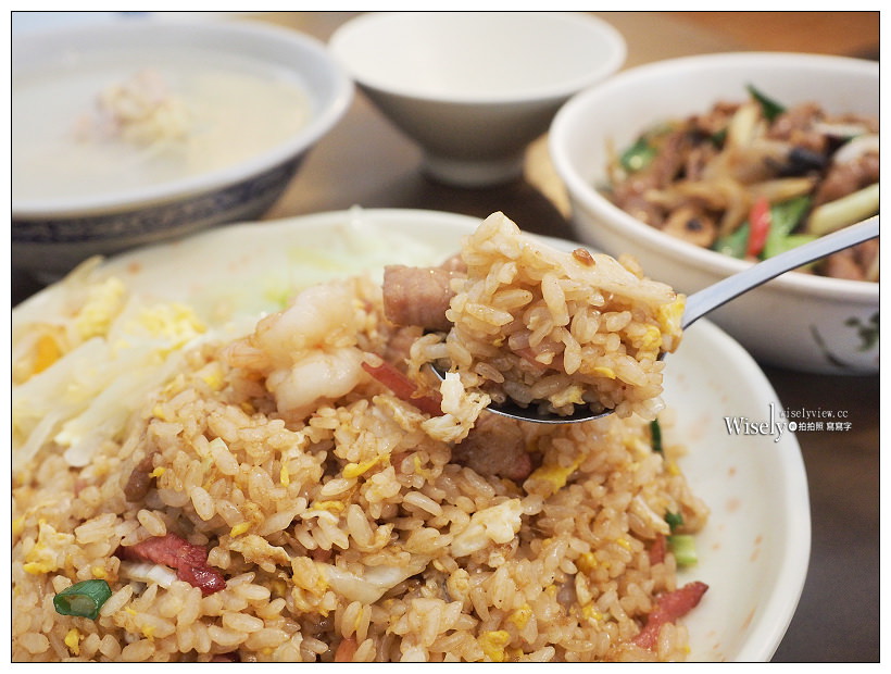 台北大同。捷運圓山站︱阿仁炒飯：大龍峒保安宮巷弄熱炒平價美食小吃