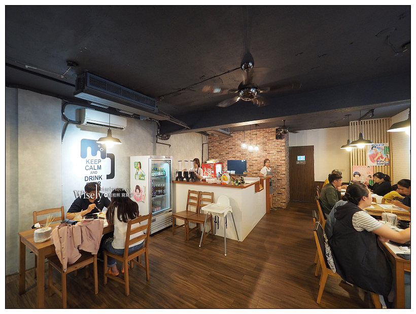 新北永和。捷運頂溪站︱Chicken Box韓式炸雞:韓國人經營,價高口味偏台式 新北永和。捷運頂溪站︱Chicken Box韓式炸雞:韓國人經營,價高口味偏台式