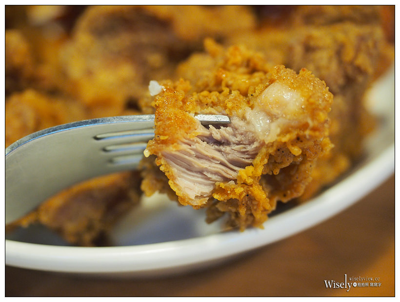 新北永和。捷運頂溪站︱Chicken Box韓式炸雞:韓國人經營,價高口味偏台式 新北永和。捷運頂溪站︱Chicken Box韓式炸雞:韓國人經營,價高口味偏台式