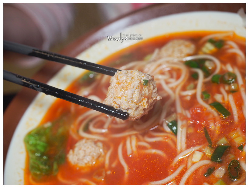 新北新店。捷運大坪林站︱川耗子麵館：肥腸酸辣麵&夫妻肺片，大豐路美食