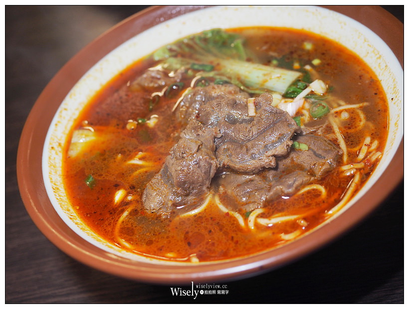 新北新店。捷運大坪林站︱川耗子麵館：肥腸酸辣麵&夫妻肺片，大豐路美食