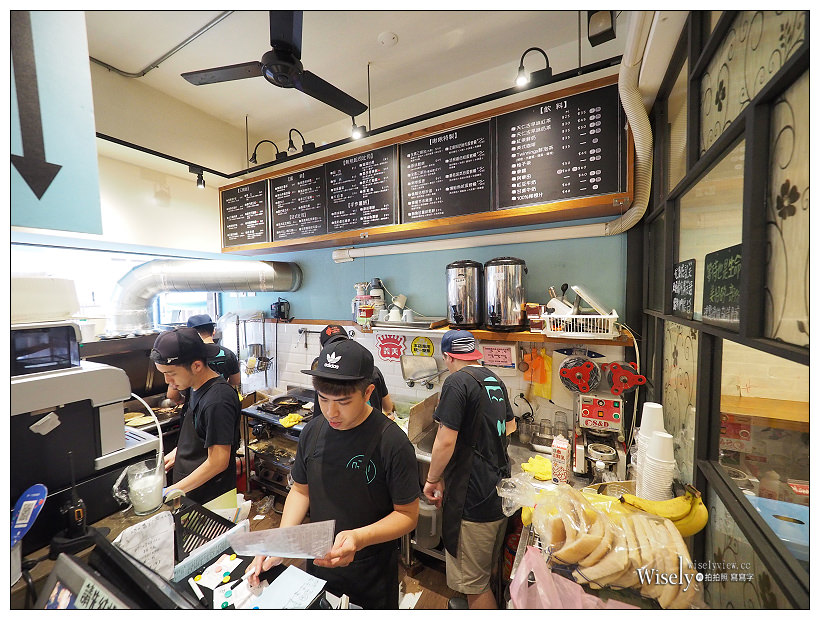 台北文山。啾啾哥 Mr. Chill 美式早午餐:熱煎吐司&天仁奶茶,景美女中美食 台北文山。啾啾哥 Mr. Chill 美式早午餐:熱煎吐司&天仁奶茶,景美女中美食