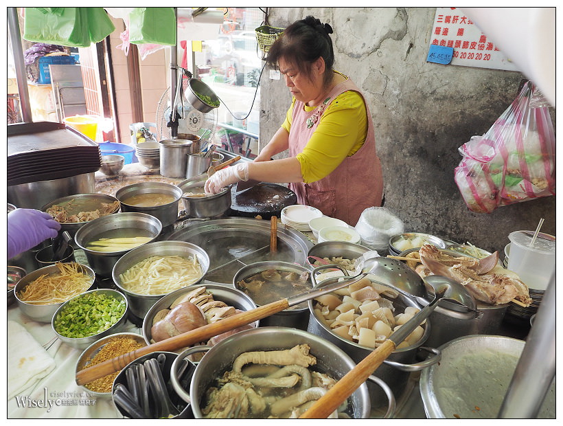 台北大同。捷運圓山站︱大龍峒肉羹：清湯風格兼賣黑白切米粉湯~保安宮美食