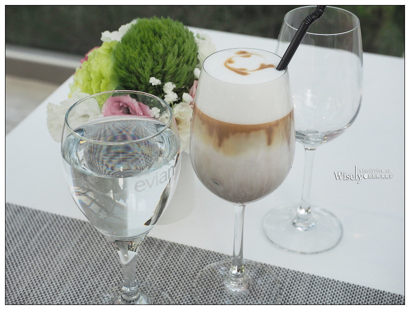 高雄鼓山。捷運凹子底站︱Maison de Verre 梅森維拉玻璃屋餐廳：高質感午茶