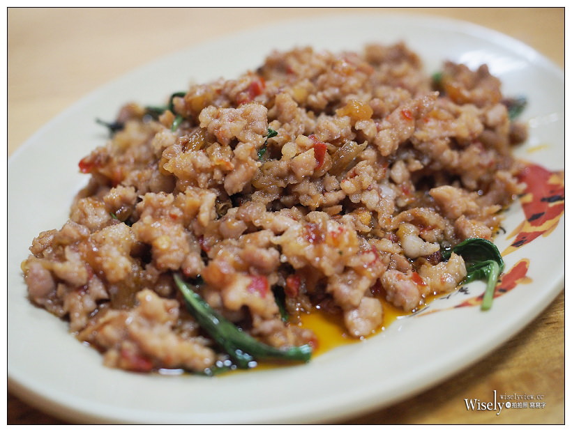 高雄新興。捷運美麗島站︱泰國料理現炒小吃店：平價巷弄百元熱炒美食