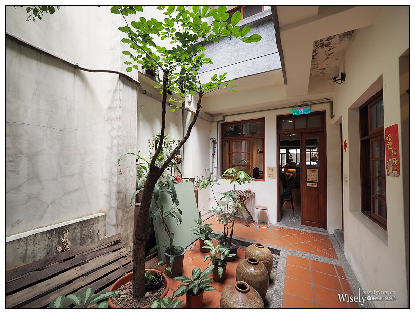 台北大同。捷運北門站︱Le Zinc 洛 Café & Bar：大稻埕裡百年老宅洛酒館咖啡