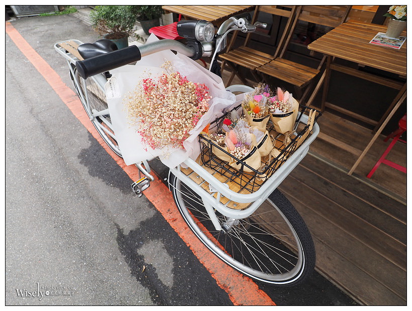 新北新店。捷運大坪林站︱Once Again Cafe 再來咖啡：小清新乾燥花咖啡店