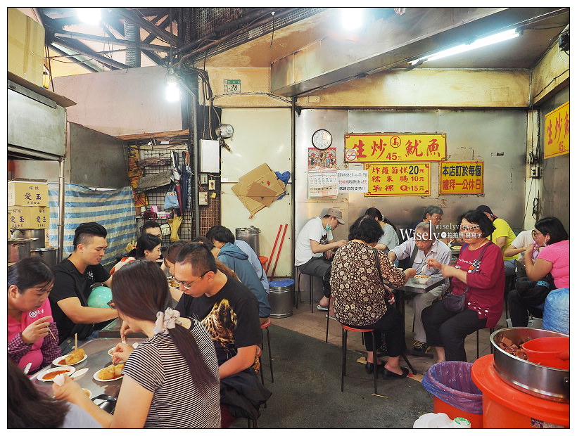 新北板橋。捷運府中站︱黃石市場美食小吃：高記生炒魷魚、謝家肉羹油飯