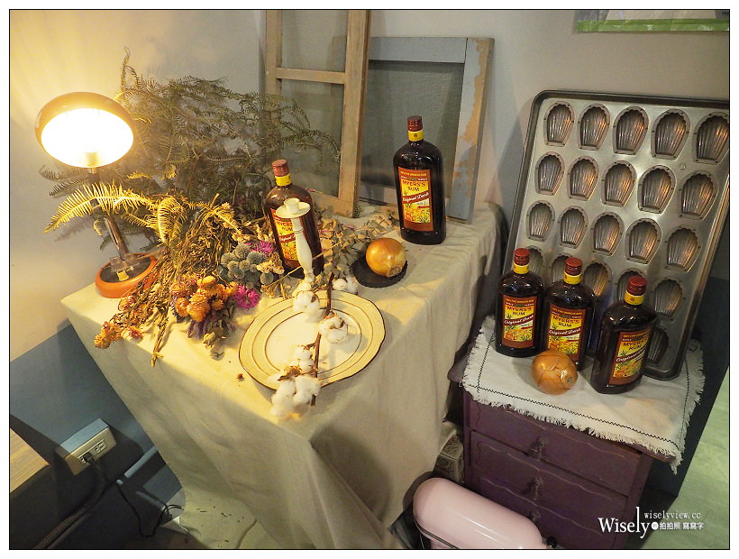 台北中山。捷運行天宮站︱疍宅(蛋宅)EggHost咖啡：小山園抹茶戚風蛋糕～搗蛋鬼工作室出品，提供WiFi插座不限時