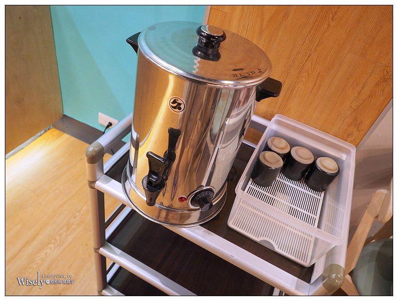 台北︱屋琥甜冰品：仙草、豆花、雪花冰&刨冰，IG網美牆～捷運中正紀念堂站