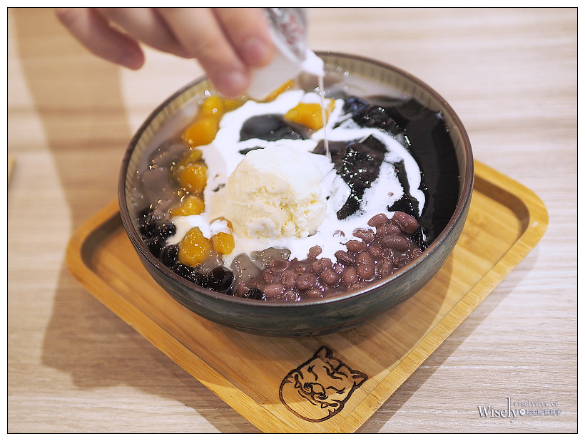 台北︱屋琥甜冰品：仙草、豆花、雪花冰&刨冰，IG網美牆～捷運中正紀念堂站