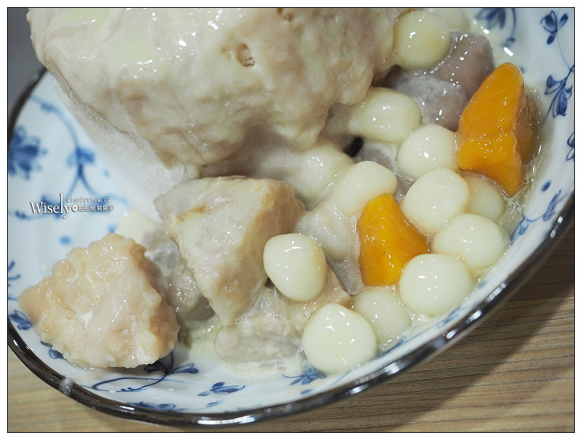 台北。冰雪糖冰舖︱超級芋頭牛奶冰（熔岩芋泥），近捷運龍山寺站與萬華車站