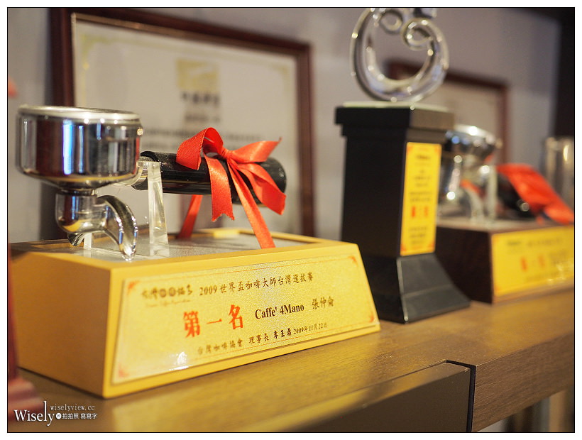 台北中正。4Mano Caffé 忠孝店︱知名冠軍咖啡與麻糬鬆餅，光華商場下午茶