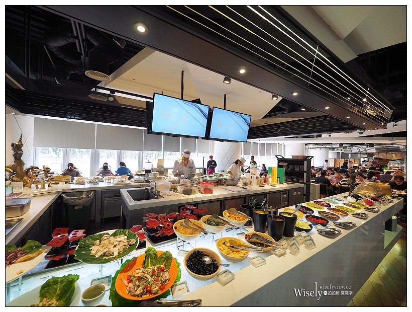秀廚自助餐。汐止遠雄iFG廣場︱南洋美食節澎湃吃到飽，千元不到再88折～圖多內含完整介紹，通關折扣密語【秀文章也可以】