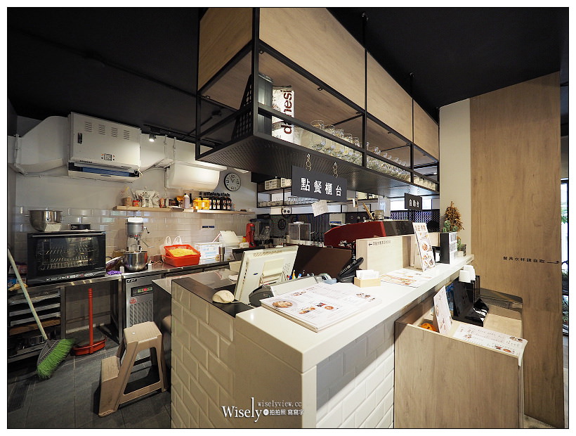 歇業。Coffeehood 咖啡戶︱輕食咖啡早午餐，位於捷運永安市場站