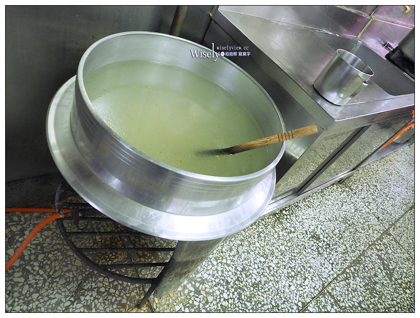 新北新店。可愛村便當︱必吃雞腿飯及焢肉飯，大豐路知名平價小吃便當美食